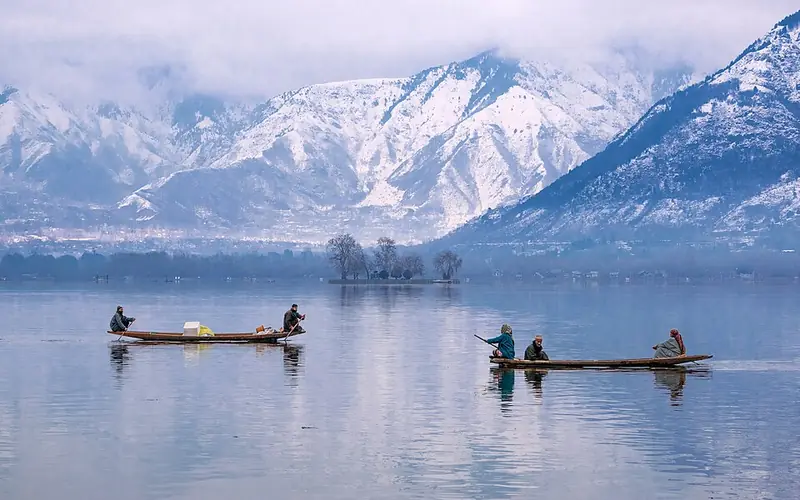 Kashmir Honeymoon Dal Lake Tour Package